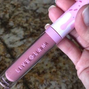 LiveGlam lipgloss